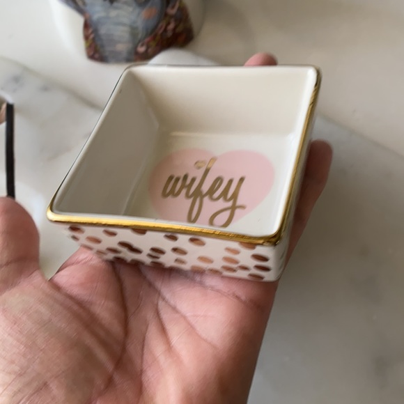 ❤️… Francesca’s Wifey Trinket Dish - Picture 3 of 3